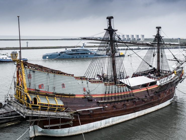 D Royal Huisman 403 PHI departure from Vollenhove shipyard – photo by Tom van Oossanen